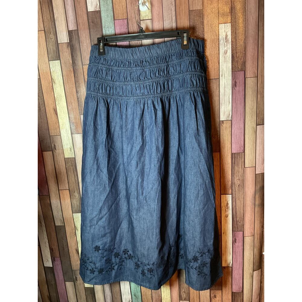 Free Assembly Dark Wash  Denim Smocked Maxi Skirt Floral Embroidered Hem Large
